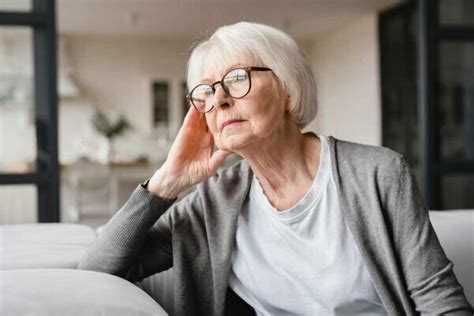 anziana tettona|La masturbazione femminile nelle donne anziane e